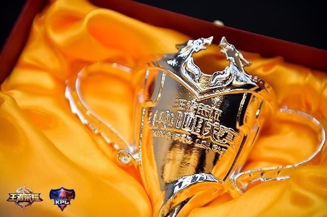 包含九游欢乐APP：76人队季后赛目标：能否打破魔咒，赢得总冠军？的词条