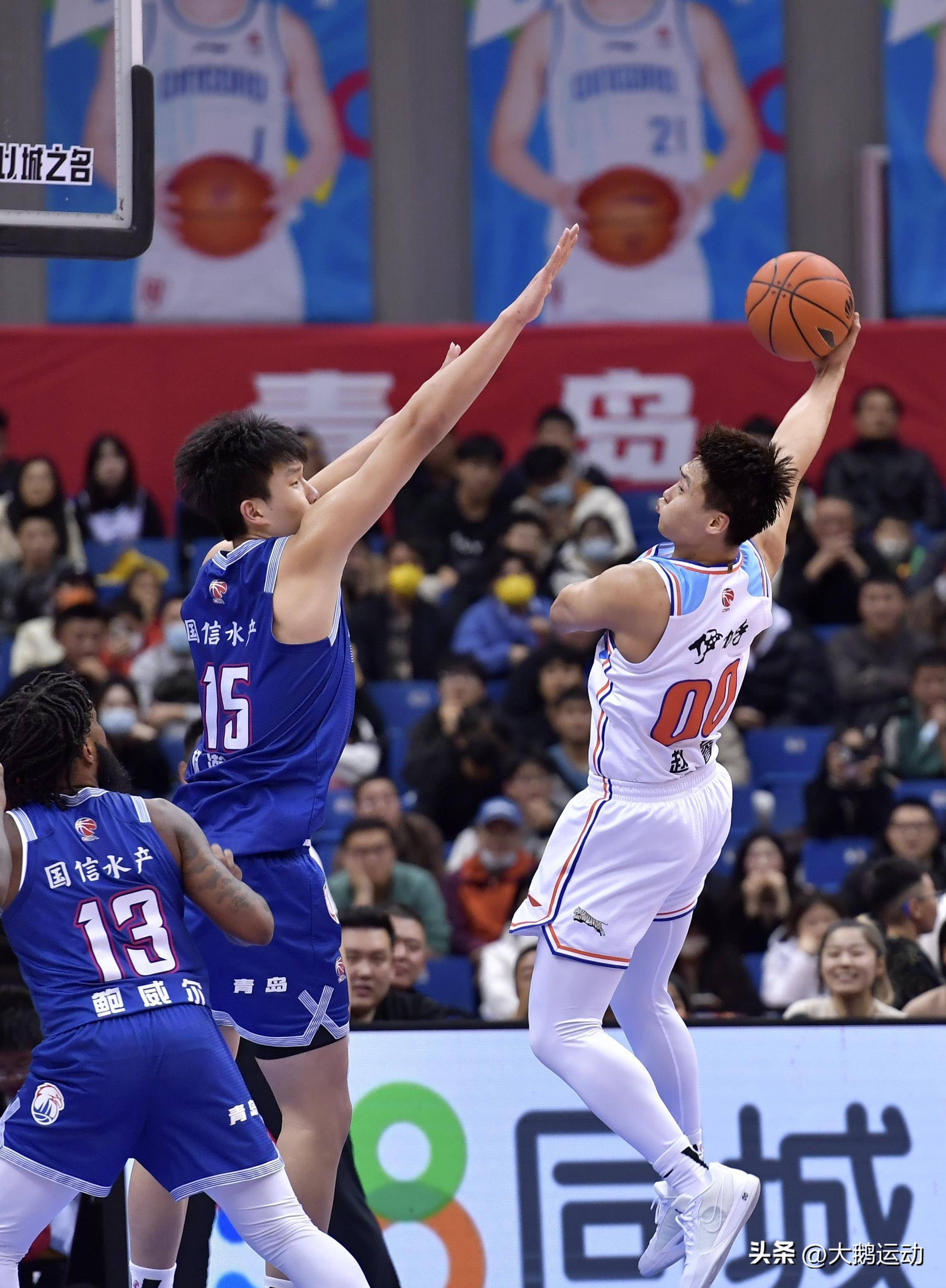 九游欢乐平台：CBA外援融入中国生活，感受中国文化的简单介绍