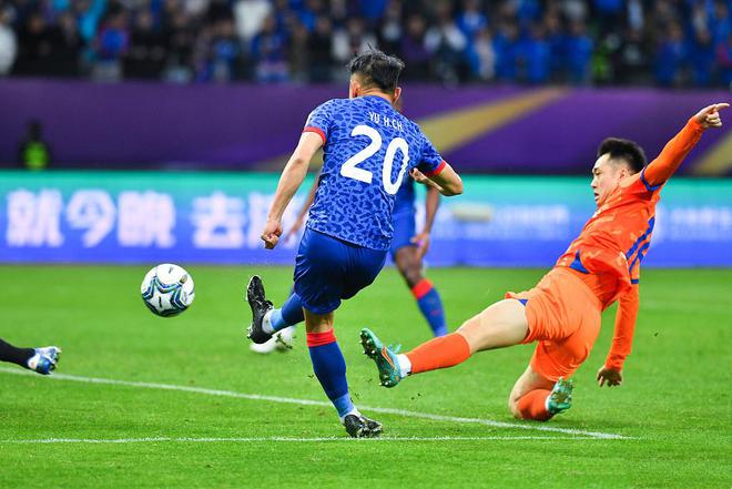 九游欢乐官方网站:足协杯赛事商业开发模式创新：赞助商权益最大化与球迷体验优化的简单介绍