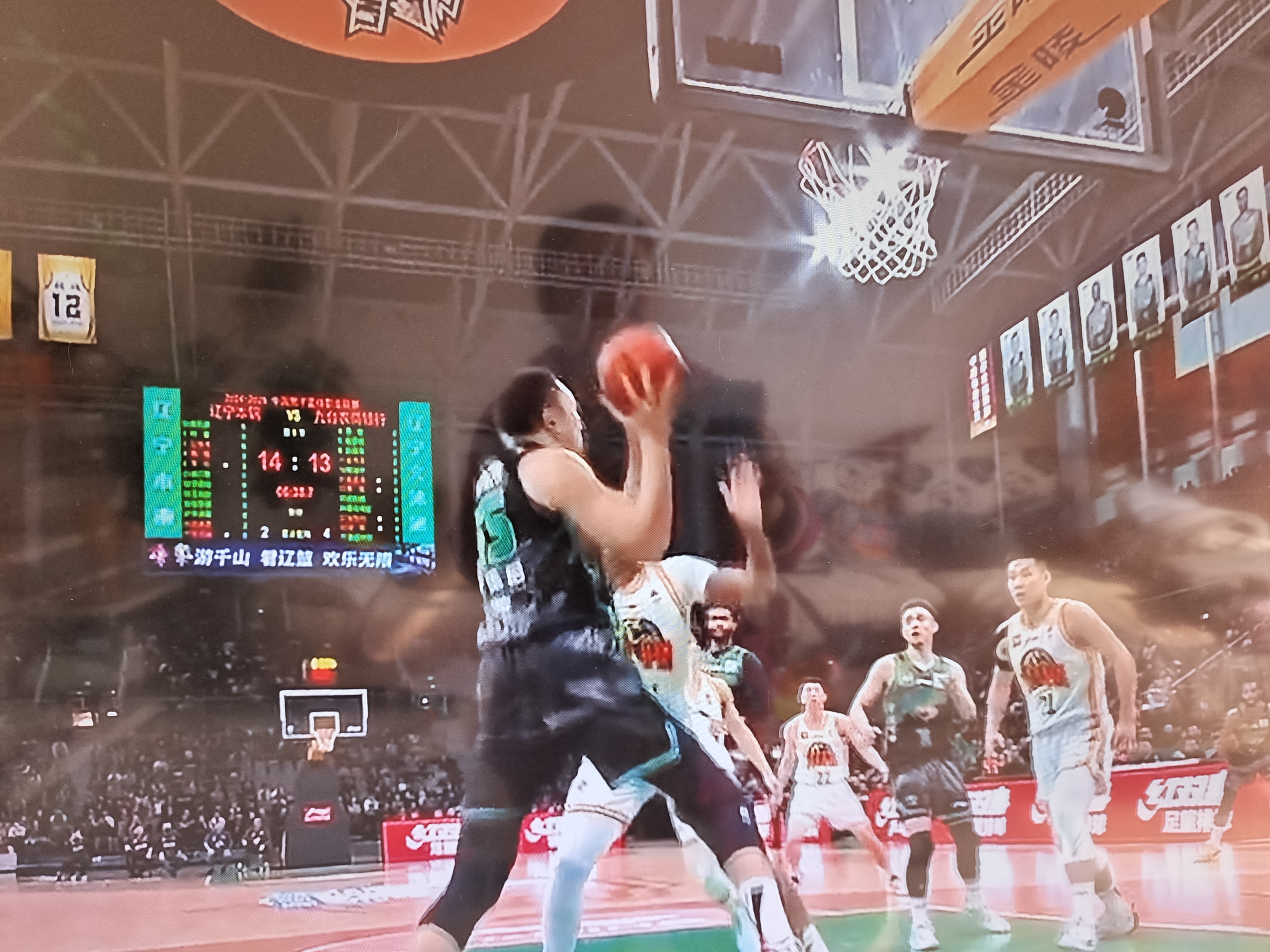 包含九游欢乐平台：中国男篮历史上的经典战术：回顾那些令人拍案叫绝的战术配合的词条