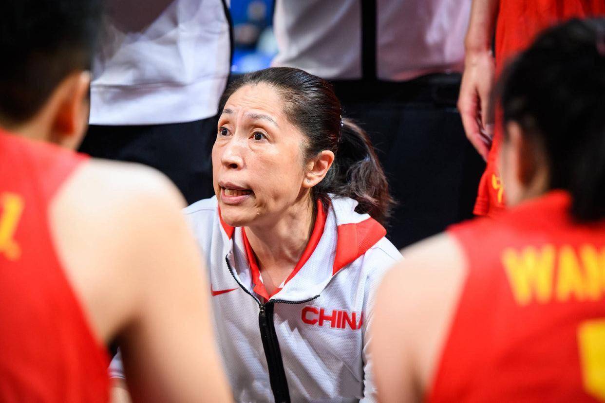 包含九游欢乐平台：中国女篮，女篮精神是否已经过时？的词条