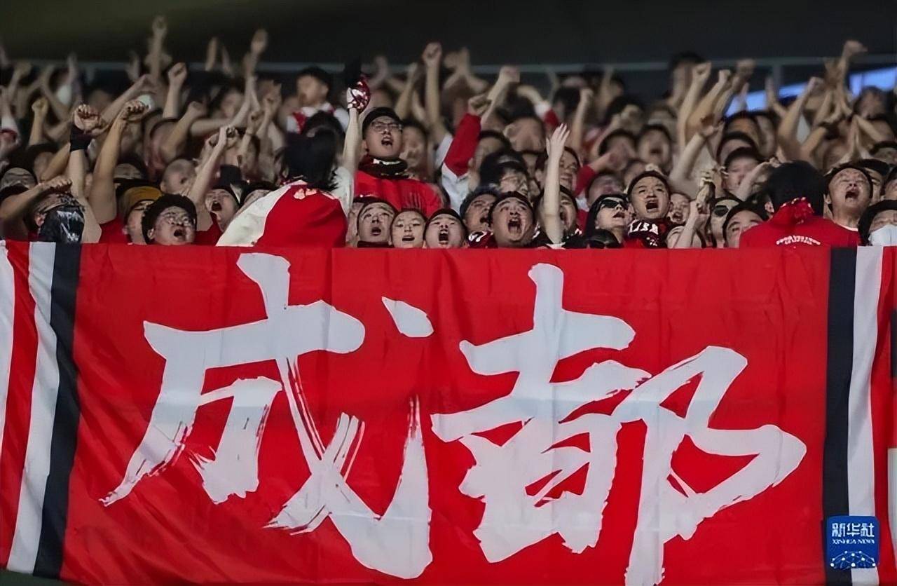 九游欢乐官方网站:艾克森：在比赛中贡献助攻，帮助球队取得胜利的简单介绍