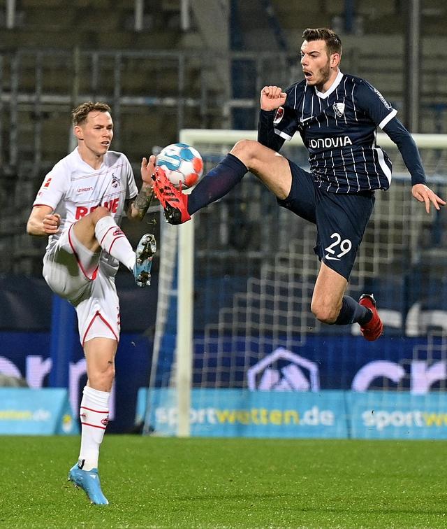 九游欢乐首站：德甲波鸿的进攻火力与战术调整的简单介绍