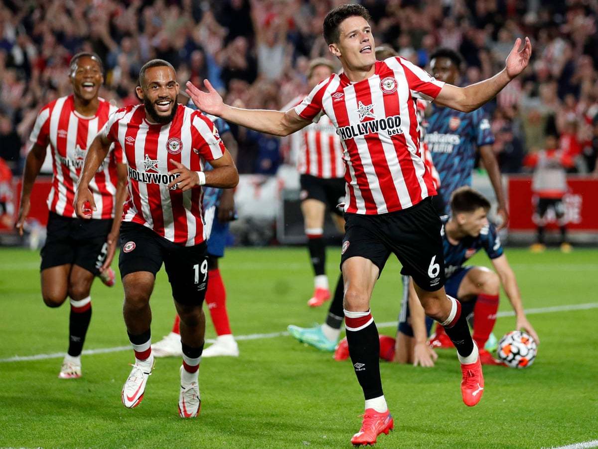 九游欢乐首站：英超布伦特福德的防守反击战术解析的简单介绍