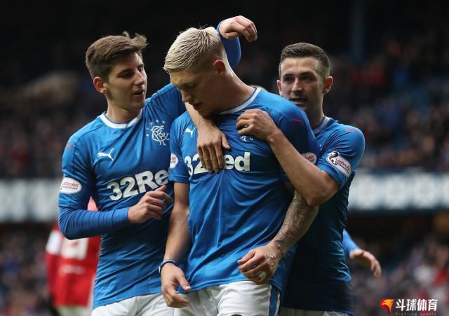 九游欢乐首站：英超诺维奇的进攻战术解析与未来展望