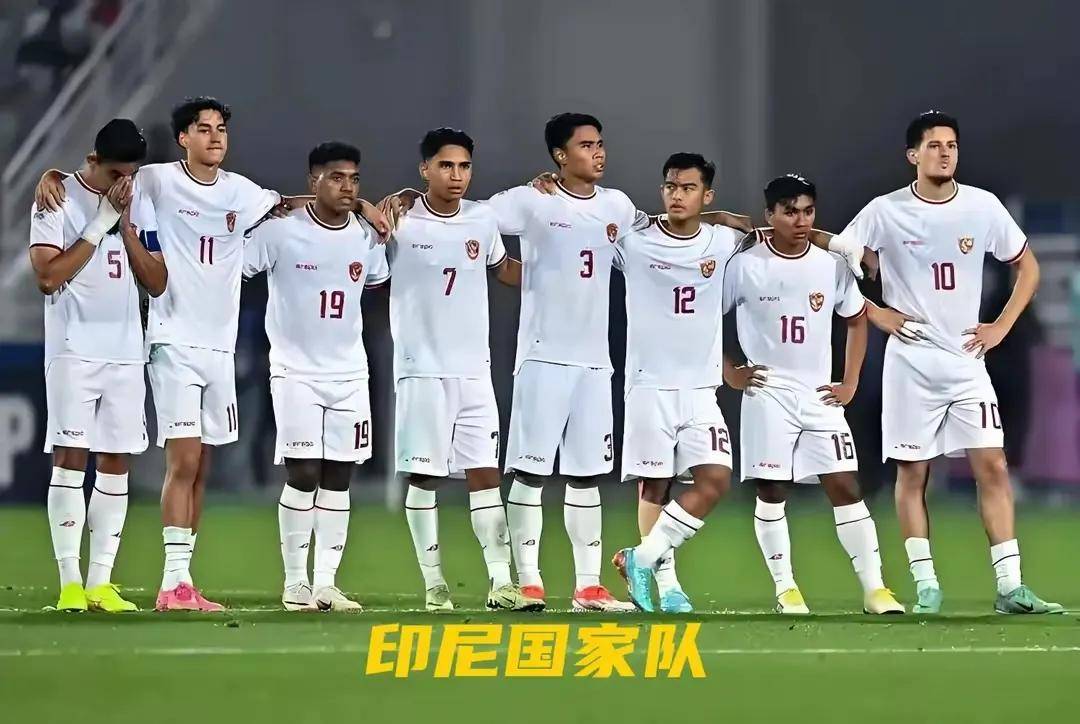 九游欢乐官方网站:国足新帅首次亮相,战术理念引热议 九游欢乐官方网站:国足新帅首次亮相,战术理念引热议