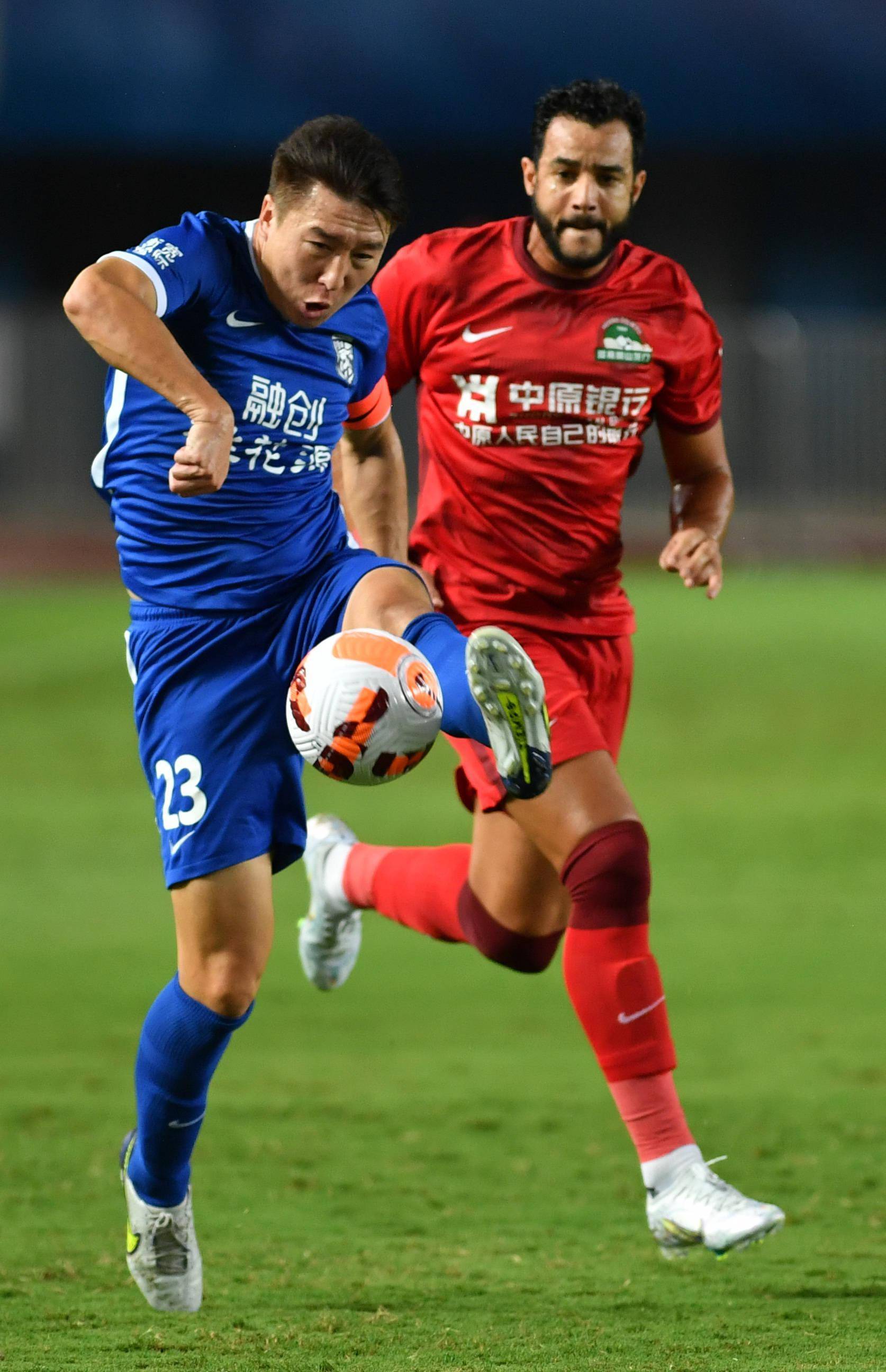 九游欢乐官方网站:中超升班马武汉三镇队“黑马”变“笑话”，球迷：“昙花一现”！的简单介绍