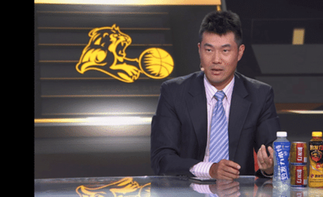 九游欢乐平台:中国男篮历史上的经典防守策略:铁血防守,铸就辉煌 九游欢乐平台:中国男篮历史上的经典防守策略:铁血防守,铸就辉煌