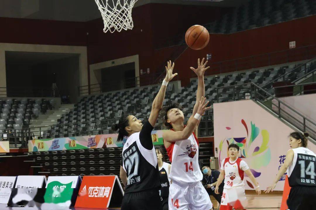 包含九游欢乐平台:WCBA联赛的赛场氛围营造:如何提升球迷的观赛体验?的词条 包含九游欢乐平台:WCBA联赛的赛场氛围营造:如何提升球迷的观赛体验?的词条