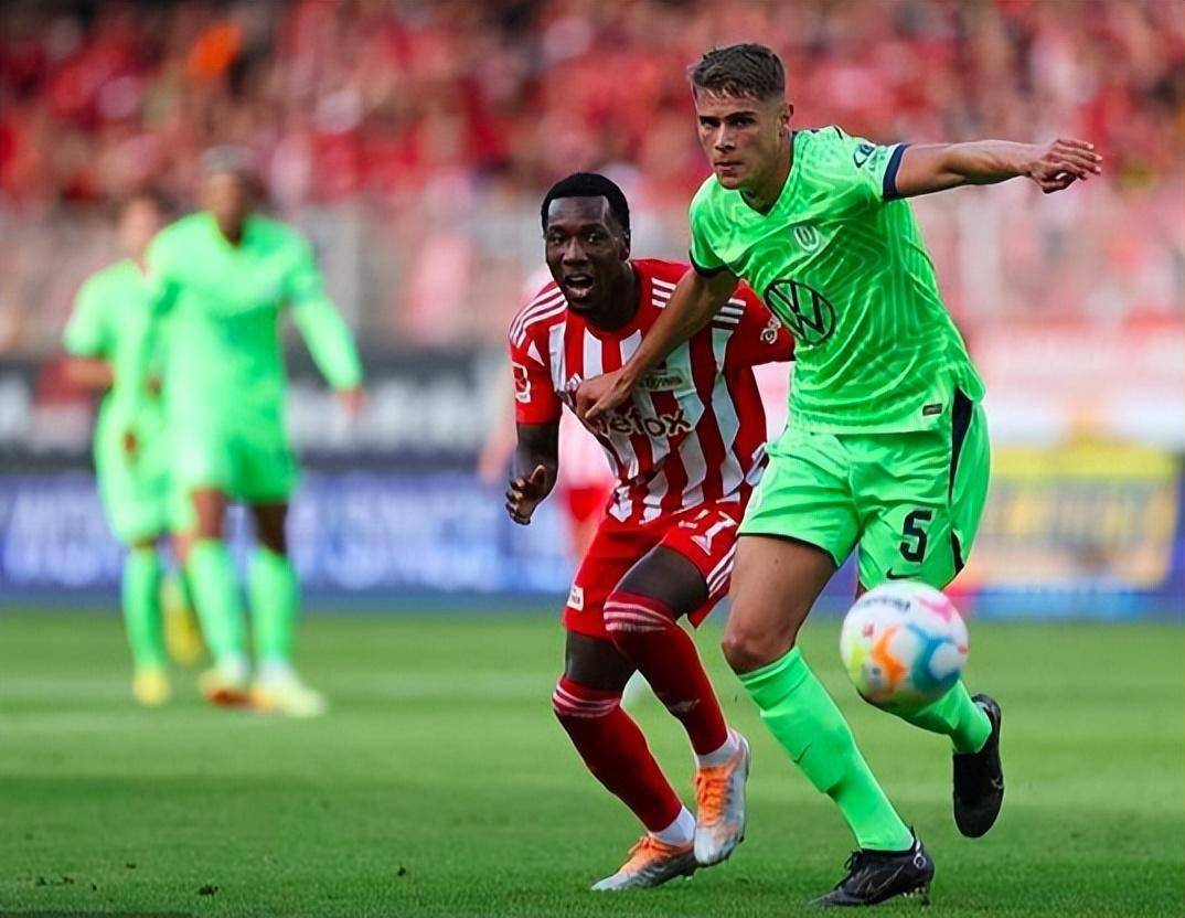 九游欢乐首站:意甲的联赛竞争态势：豪门与黑马的较量的简单介绍