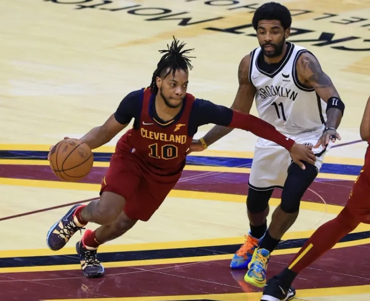 包含九游欢乐平台：篮球训练营的比赛录像分析：如何帮助青少年球员发现问题，提升水平？的词条